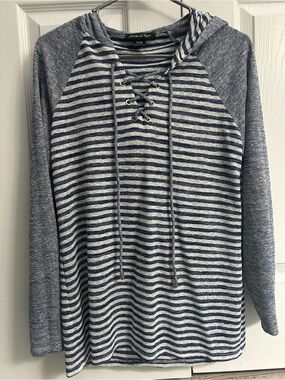 Michael Tyler Women’s Lightweight Lace-Up Striped Hoodie Sz M